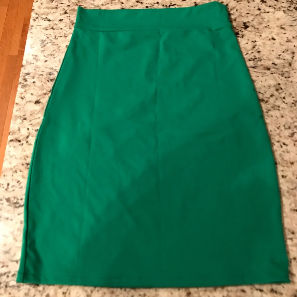 BODY CON LYCRA SKIRT
